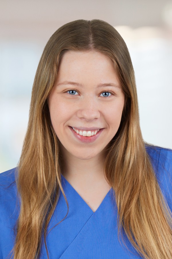 Julia Rau